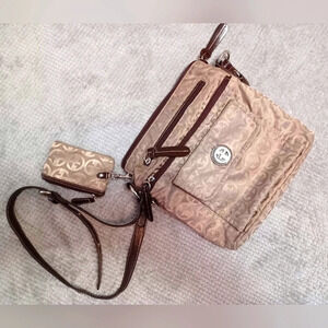 A Giani Bernini Crossbody Bag with Coin Purse